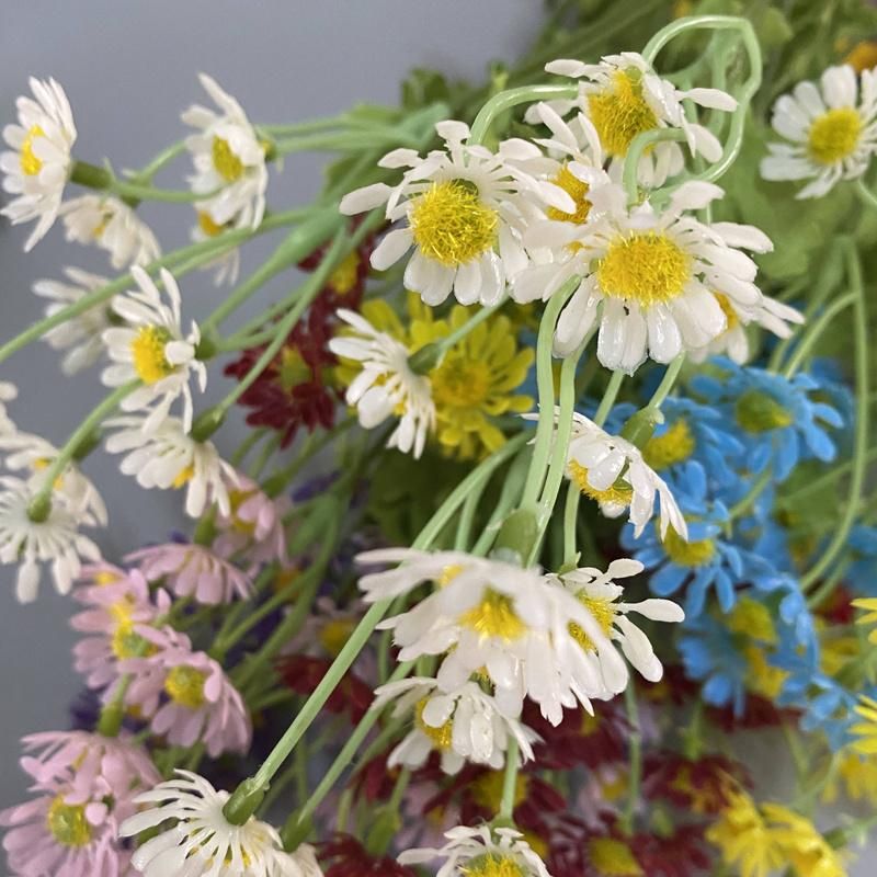 Best Quality Low Price Exquisite Workmanship Decorative Artificial Flowers for Wedding Backdrop Decor Artificial Daisy Flower
