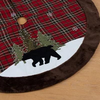 2020 Creative Plaid Cloth Embroidered Snowflake Black Bear Tree Skirt Christmas Day Decorations Christmas Tree Skirt Wholesale Customization