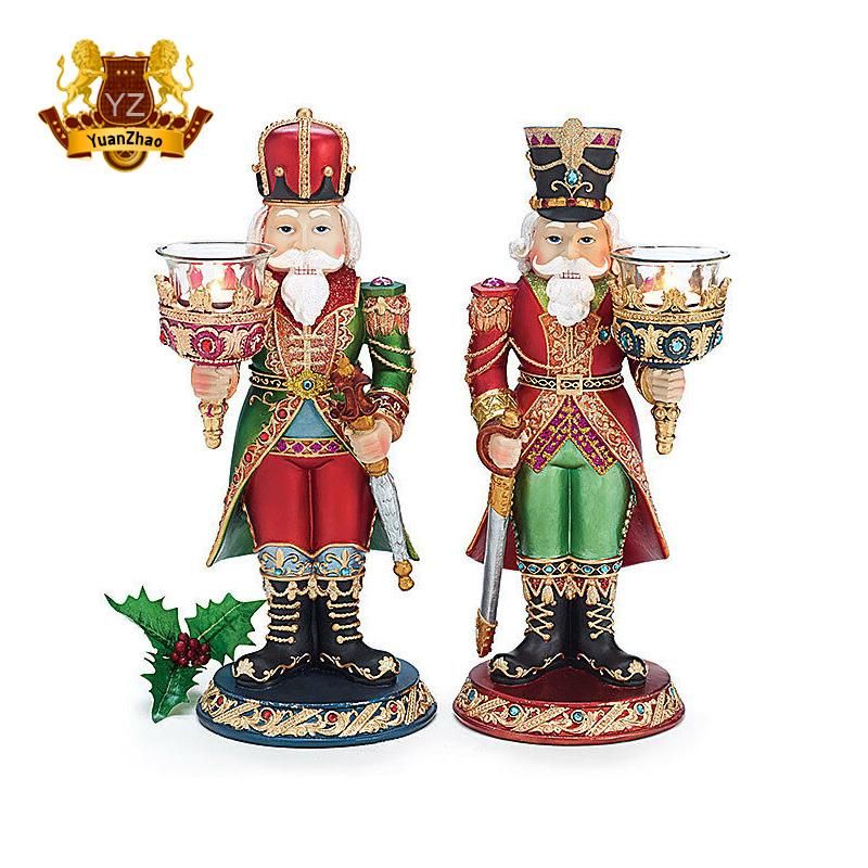 China Factory Wholesale High Quality Customized Size Resin Fiberglass Nutcrackers Soldiers