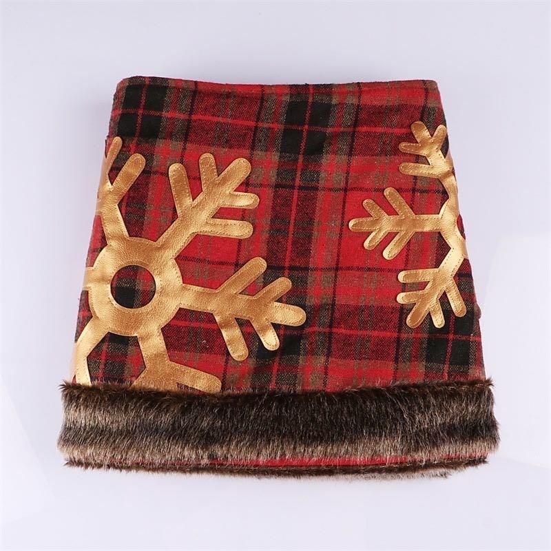 Christmas Decorations Non Woven Plaid Gold Snowflake Christmas Tree Skirt Christmas Tree Bottom Apron