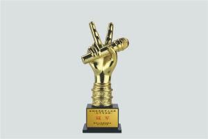 Best Selling Trophy Unique Sculpture Metal Trophy