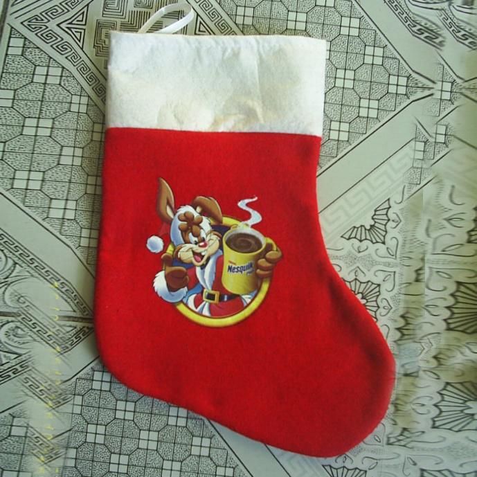 Factory Whole Sales Kinds of Xmas Socks with Velvet Woven Material Silk Printing Embroidery Logo Bronzing Logo and Heat Transfer Printing