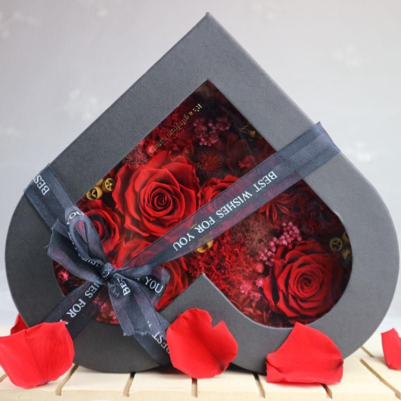 2018 New Style Romantic Valentines′ Day Gift Preserved Roses Flower in Heart Gift Box