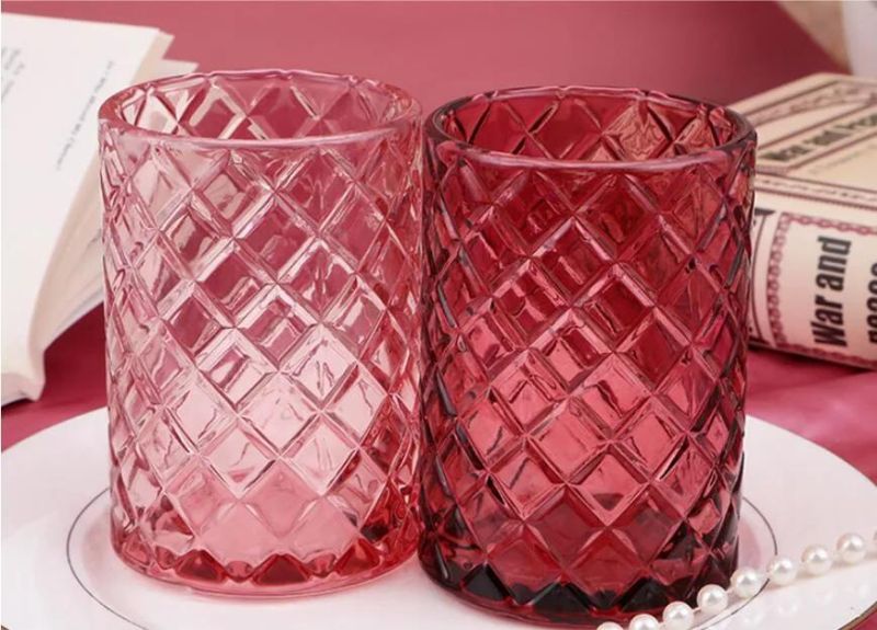 Vss New Designed Embossed Empty Glass Candle Vessel for Gift