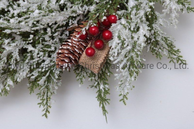 New Design Christmas Pine Needle with White Wreath for Holiday Wedding Party Decoration Supplies Hook Ornament Craft Giftss