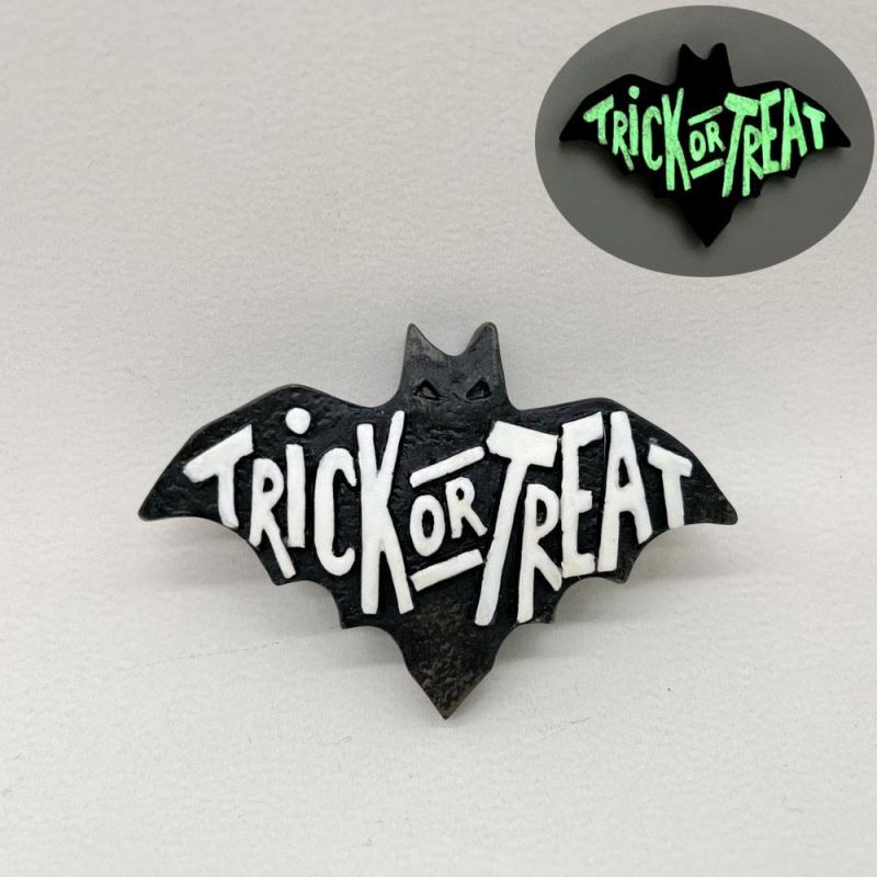 Glow in The Dark Refrigerator Decorative Bat Magnet for Halloween Customized