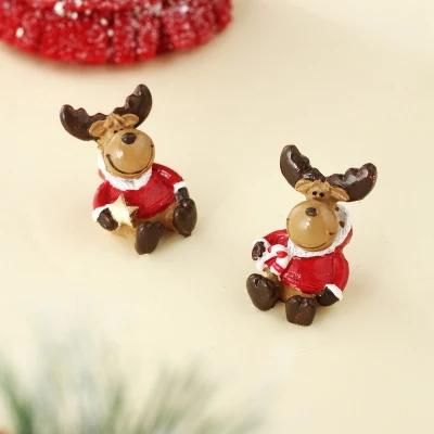 Wholesale Lovely Christmas Decoration Deer Table Top Ornament Deer Resin