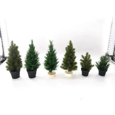 20cm PE&PVC High Quality Artificial Christmas Tree for Decoration