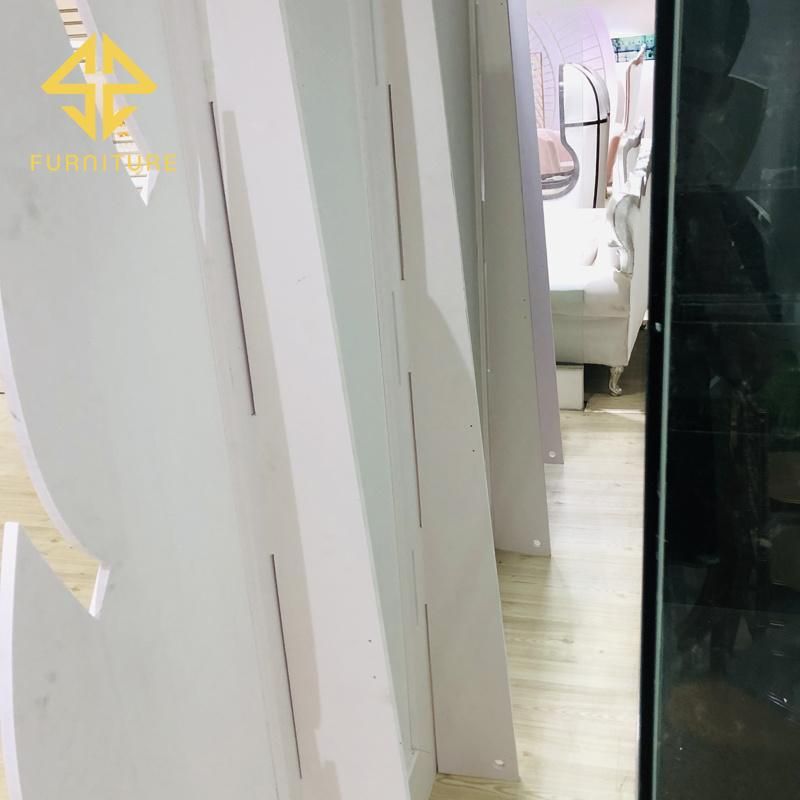 New Modern Luxury Golden PVC Made Petals Wedding Decoration Stage Backdrop