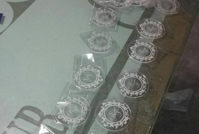 Laser Engraving Round Acrylic Wedding Invitations Cards