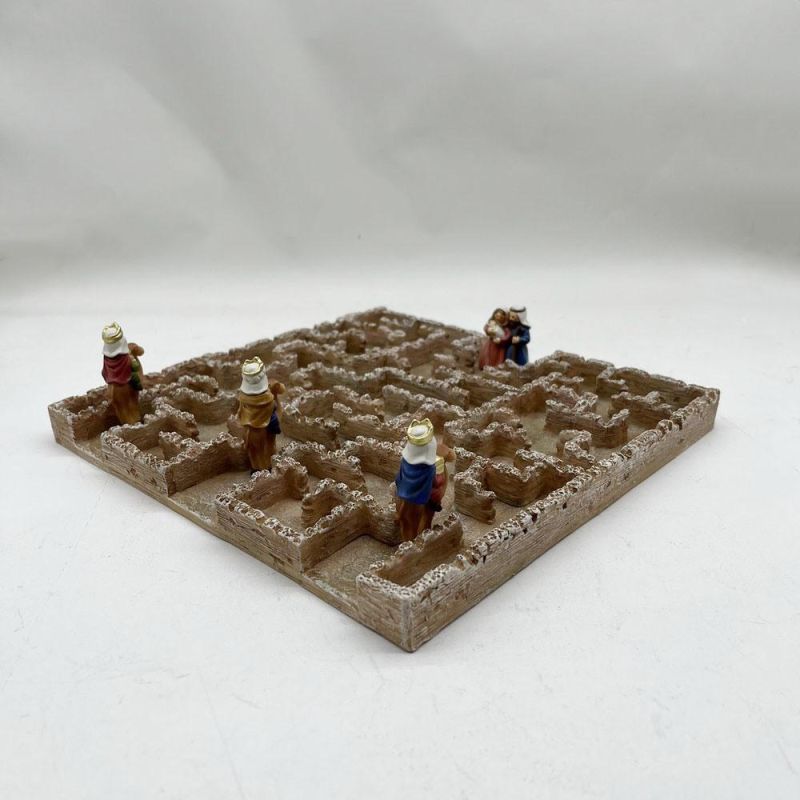 Resin Maze Game Board Nativity Holy Family and Wise Men