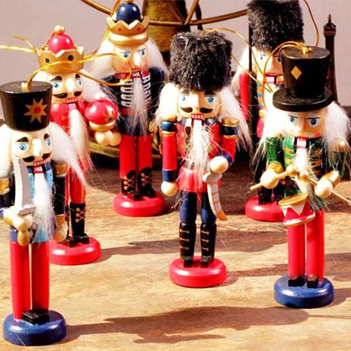 New Design Hand Crafts Christmas Resin Nutcracker King Statues