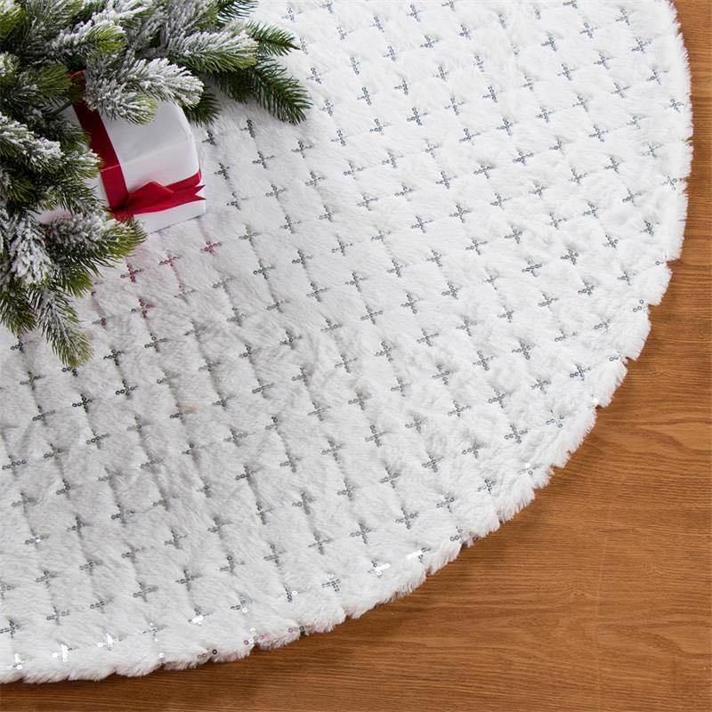 2020 Creative New Fashion White Christmas Tree Skirt Christmas Gift White Hair Embroidered Beads Tree Skirt Christmas