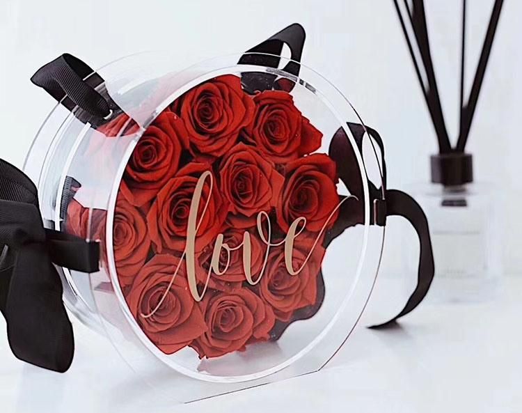 Wholesale Forever Lasting Natural Preserved Real Roses in Acrylic Gift Box Valentines Day Gift