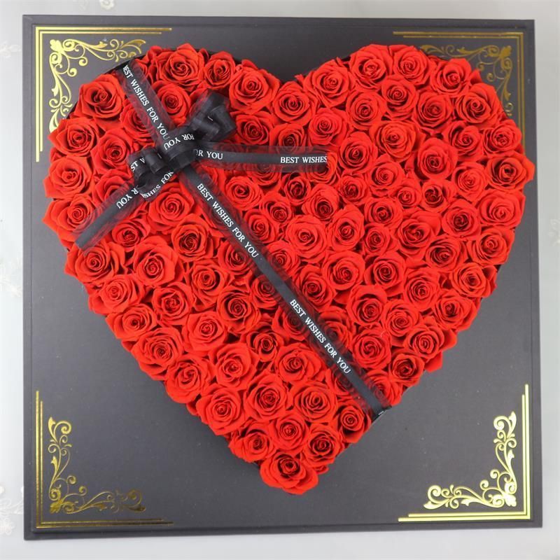 Japanese Technology Beautiful and Romantic Valentines′ Day Wedding Gift Preserved Roses Flower 99 Roses in Large Heart Gift Box