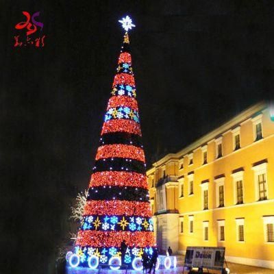 LED Lighting Decorative Customizable Mountain King Artificial Christmas Tree