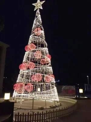 Innovative Design of Large Outdoor LED Christmas Tree