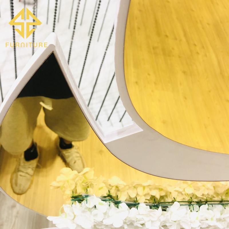 New Modern Luxury Golden PVC Made Petals Wedding Decoration Stage Backdrop