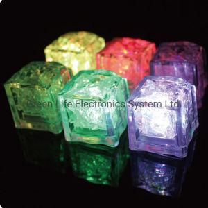 New Artificial Acrylic LED Ice Cubes Lighting in The Water for Bar and Party