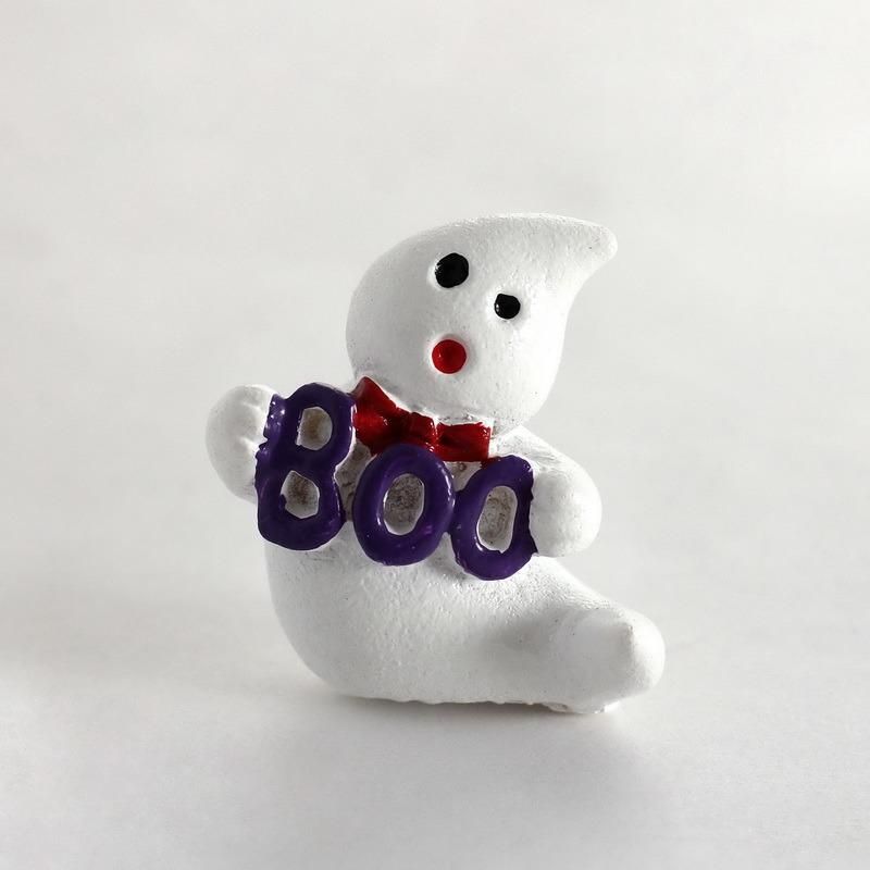 Halloween′s Festival Holiday Skull Ornaments for Decoration