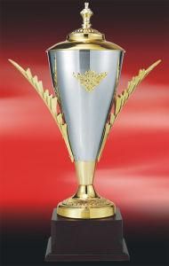 Customized High Quality Football Match Metal Trophy for Collection Commemoration