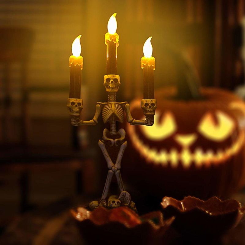Gmt-10319 Triple LED Halloween Candles Flameless and Skeleton Candle Holder Stand for Skull Halloween Decoration and Haunted House Decor