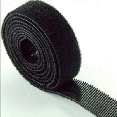 Different Sizes and Quality Adhesive Hook and Loop