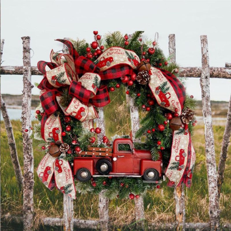 Christmas Festival Decorative Customized 40cm / 45cm / 50cm Dia Wreath
