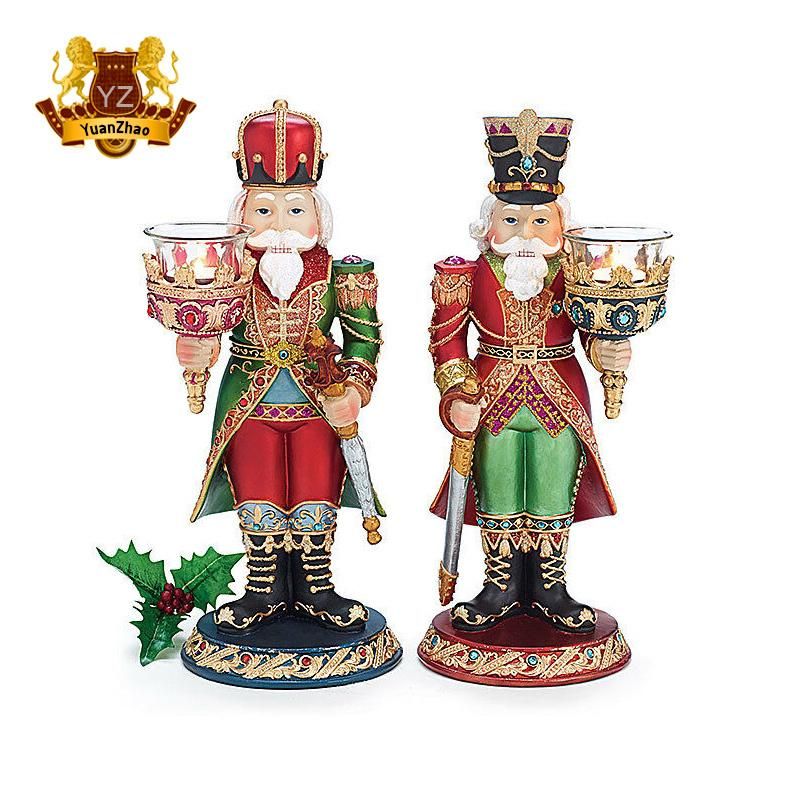 China Factory Direct Supply Customized Size Resin Fiberglass Nutcracker Soldiers for Christmas Decoration