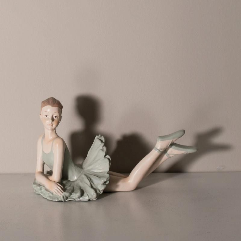 Hot Selling Nordic Cute Ballet Girl Ornaments Gift Desktop Decoration