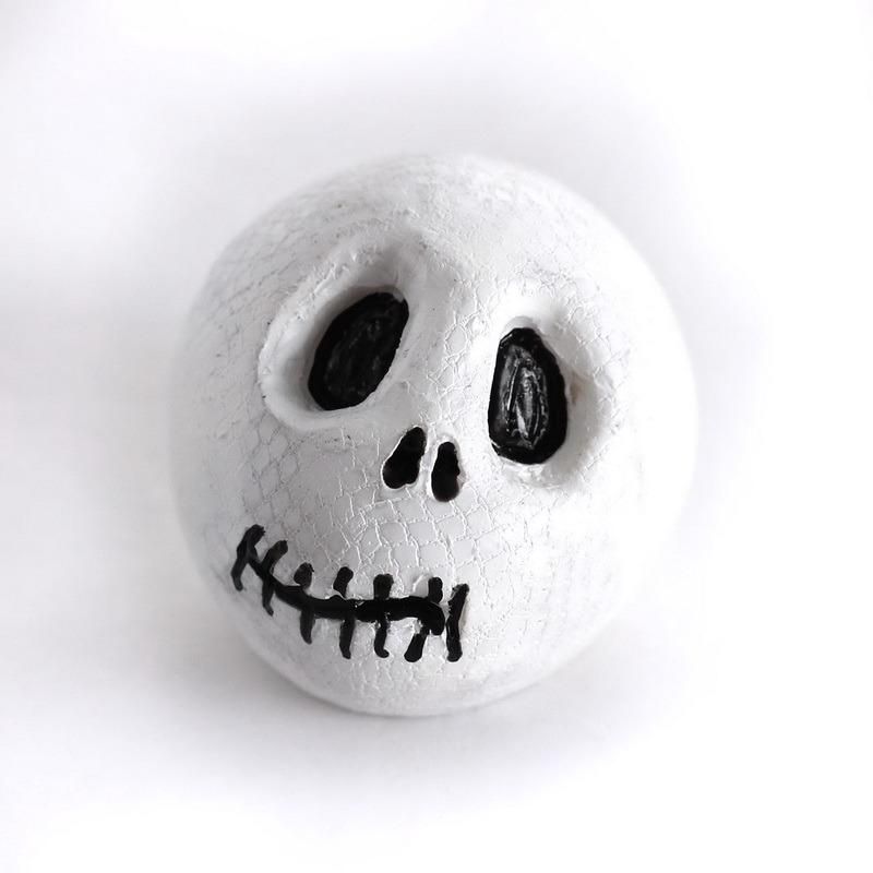 Halloween′s Festival Holiday Skull Ornaments for Decoration