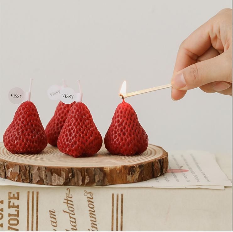 Hot Selling Soy Wax Cute Strawberry Scented Candles Party Candle