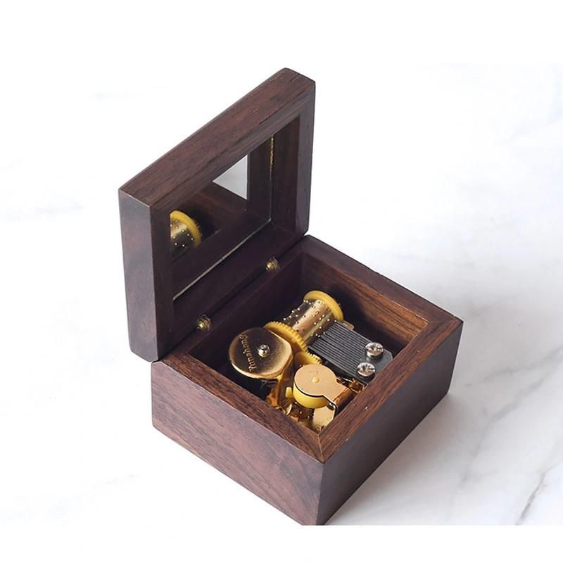 Natural Wooden Music Box with Customizable Photos Wind up Music Box for Friends, Toy