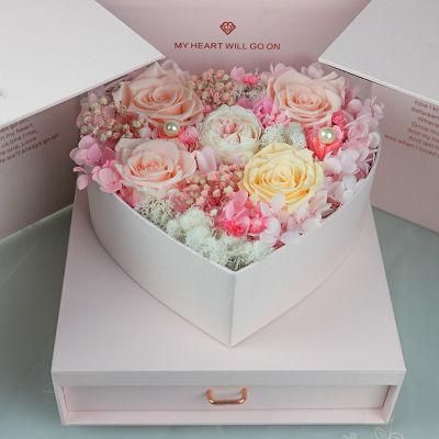 New Style Best Valentines&prime; Day Gift Preserved Roses Flower 5 Roses in Heart-Shaped Gift Box for Your Love
