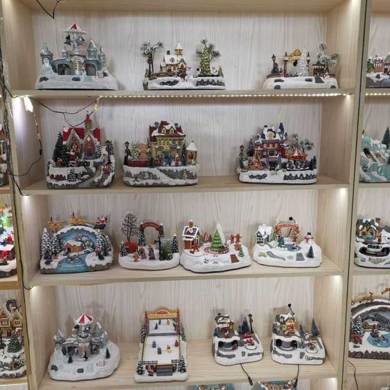 Hot Sale Personalized Handmade Polyresin Christmas Village Scene with Fountain