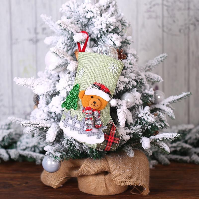Christmas Decorations Santa Claus Socks Plaid Dolls Linen Socks Christmas Tree Pendant Display a Christmas Gift Bag