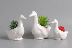 Hot Style Ceramic Animal Decoration with Plant