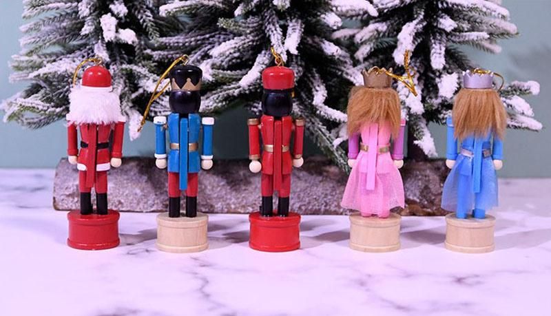 Christmas Nutcracker Ornament Set Wooden Nutcracker Christmas Nutcrackers Hanging Ornament Figures Wooden King and Soldier Nutcracker for Christmas Party