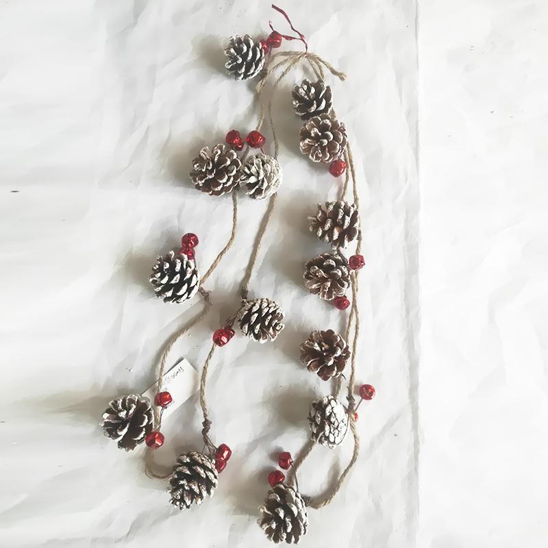 Wholesale Natural Primary Colored Pine Cones 4-5cm Christmas Supplies Xmas Tree Hangings