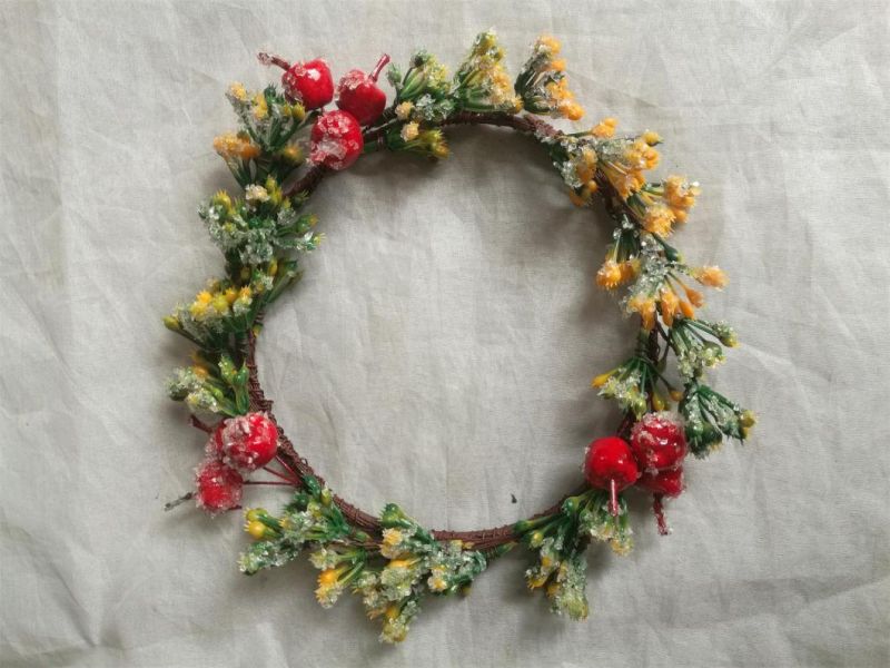 Plastic Artificial Christmas Wreath Home Decoration