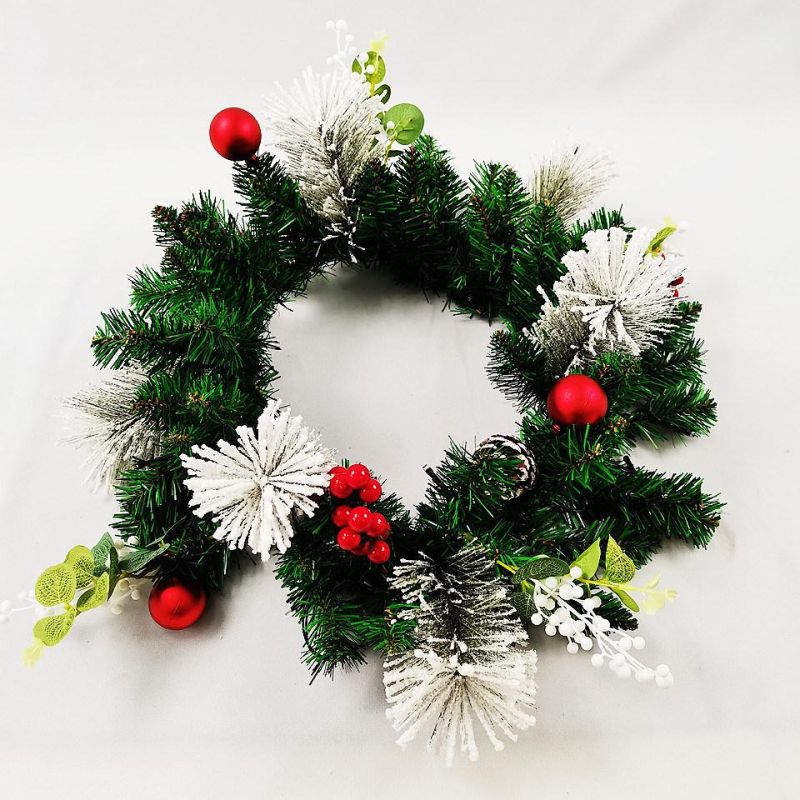 Different OEM Design Christmas Garland for Festival Decoration with Light