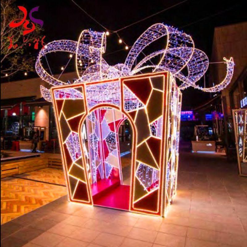 Large Motif LED Christmas Decoration Giant Gift Box Lights
