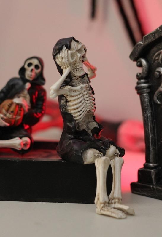 Halloween Party Supplies Horrible Skeleton Decoration