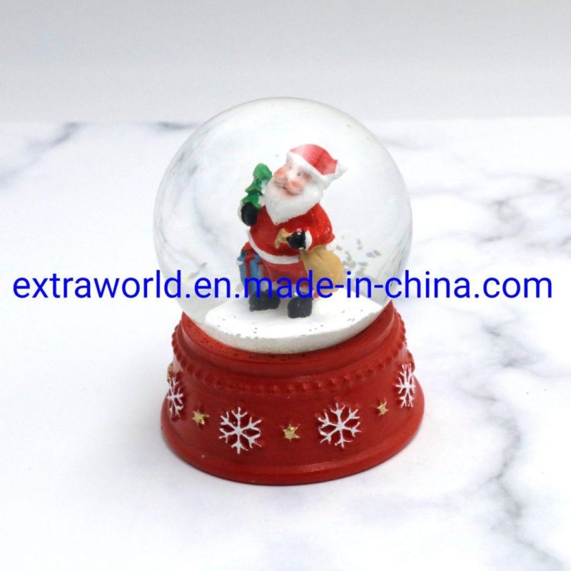 Wholesale Price Christmas Water Globe Resin Decoration Snow Globe