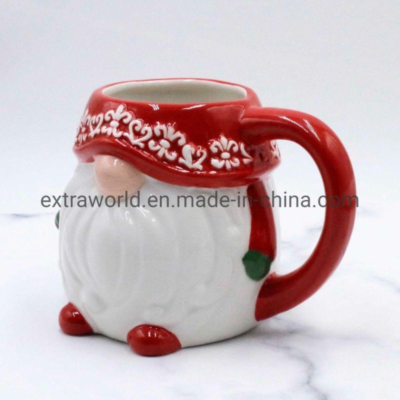 Made in China Handpainted Santa Ceramic Cup Mug for Christmas