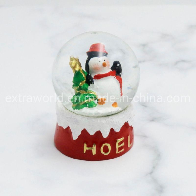 Resin Craft Santa Snowball Christmas Home Decoration for Sale