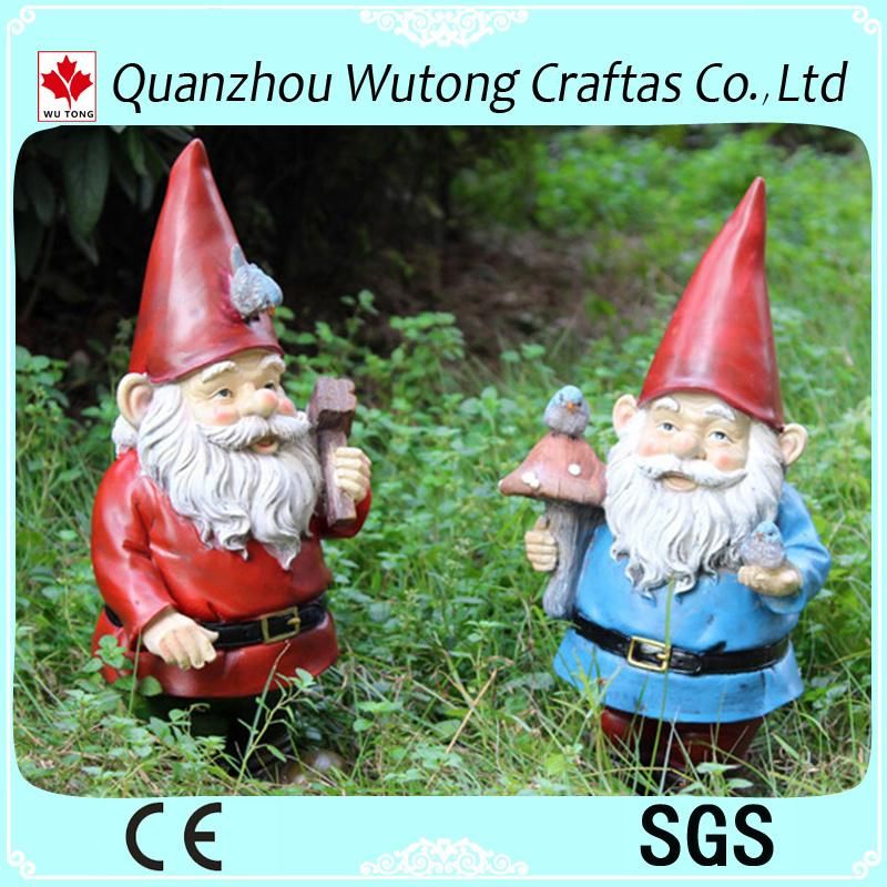 Outdoor Christmas Garden Decoration Resin Santa Claus Figurine