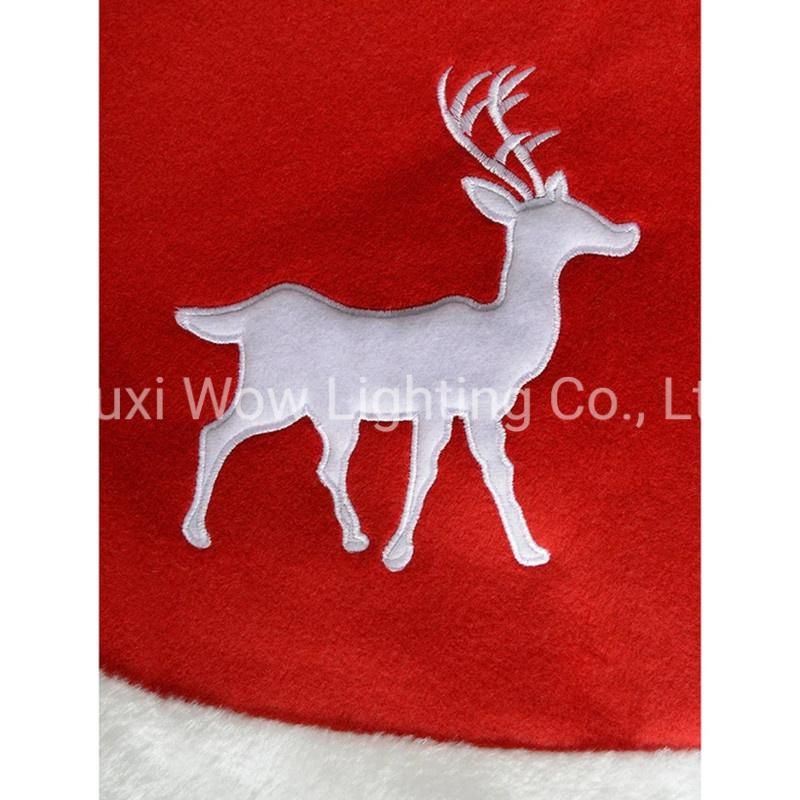 Reindeer Christmas Tree Skirt Decoration, 122 Cm - Red/White