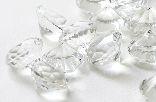 Wedding Decoration of Crystal Diamonds