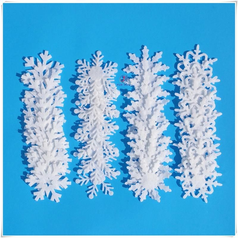 White Polyester Felt Snowflakes for New Year, Christmas Decoration